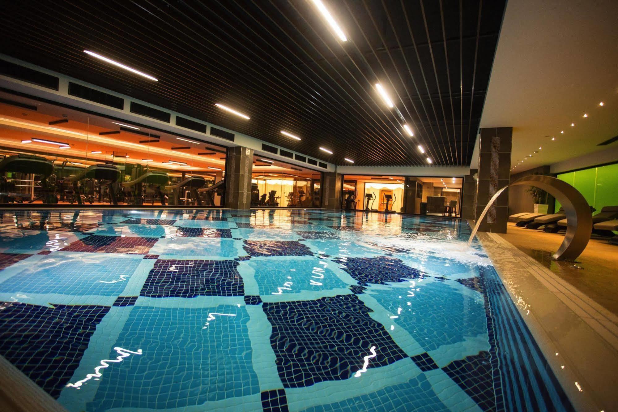 Otel Grand Harilton 5*
