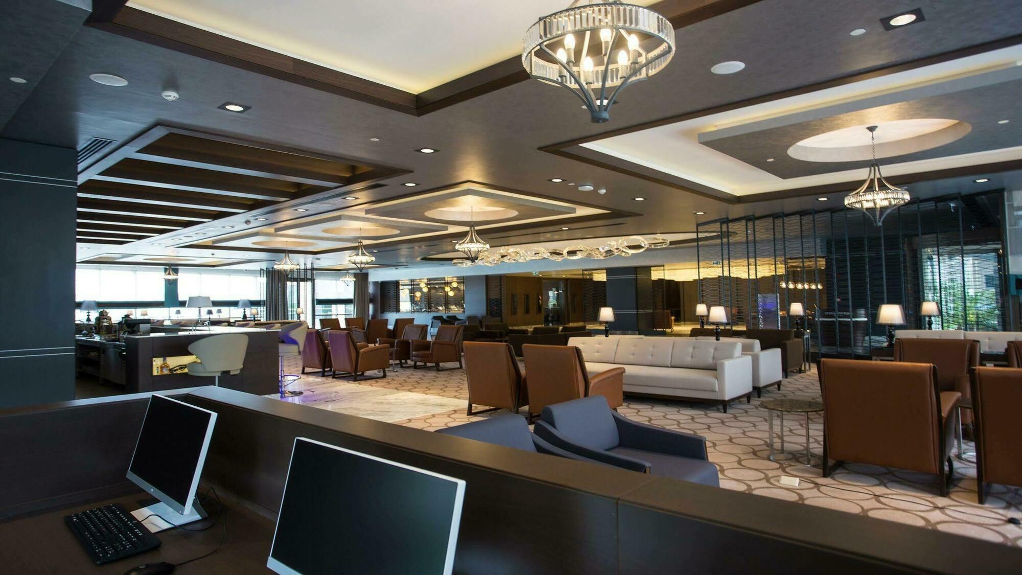 Grand Harilton Otel 5*